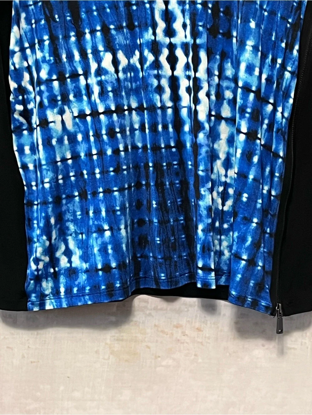 Elie Tahari Top Silk Blend Tie-Dye Abstract Shibori Side Zip Blouse Blue Black L
